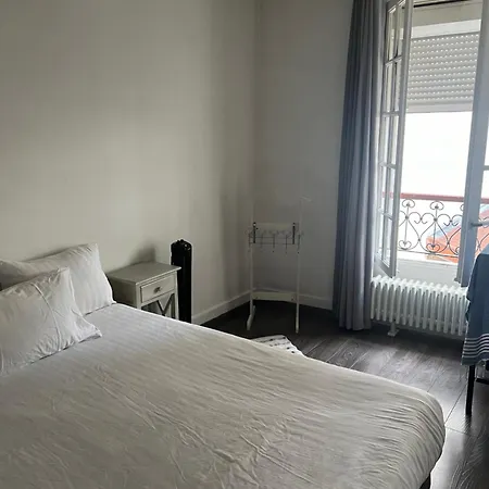 Le Nid Douillet En Plein Centre Apartment Levallois-Perret Exterior photo